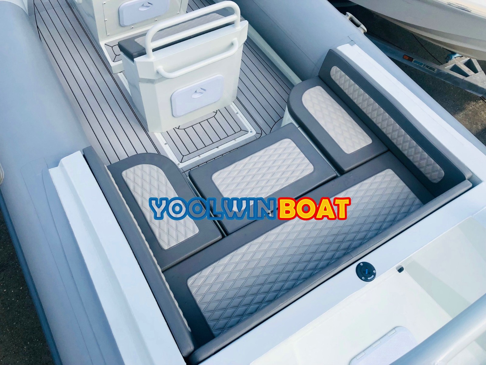 680 rib boat luxury sunbed
